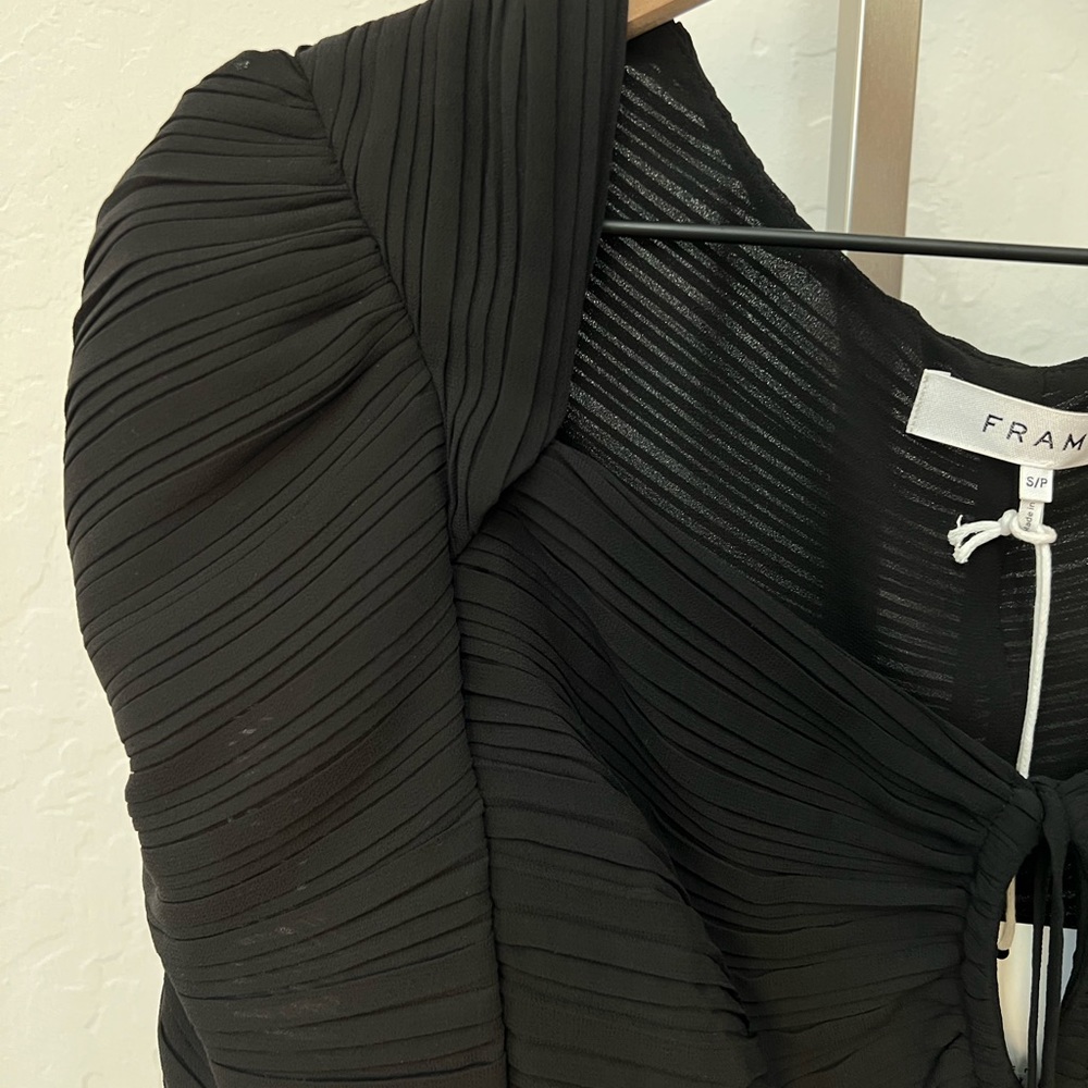 Frame Gathered Ruched Keyhole Tie Neck Puff Long Sleeve Top - Picture 12 of 15